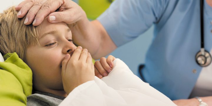 Кашлюк в Україні. Як розпізнати та запобігти захворюванню?